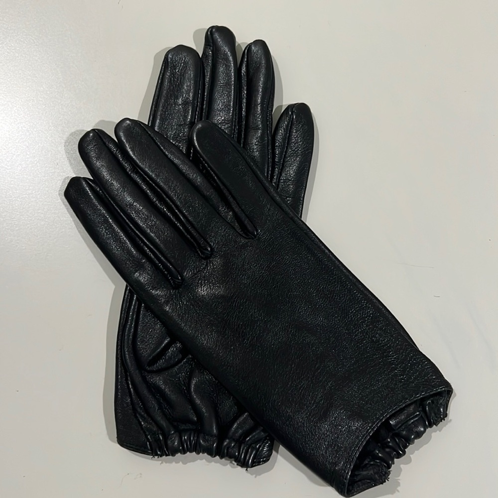 Gap gloves